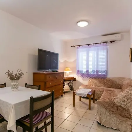 Amalia Podgora (Split-Dalmatia)