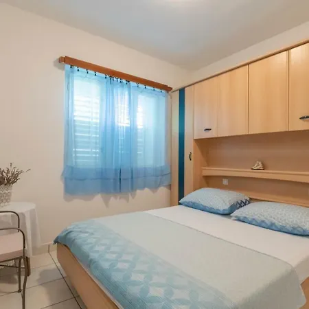 Apartment Amalia *