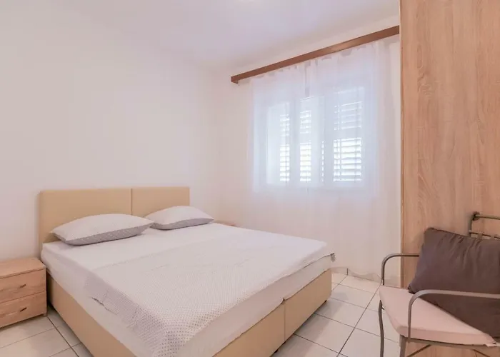 Amalia דירה פודגורה